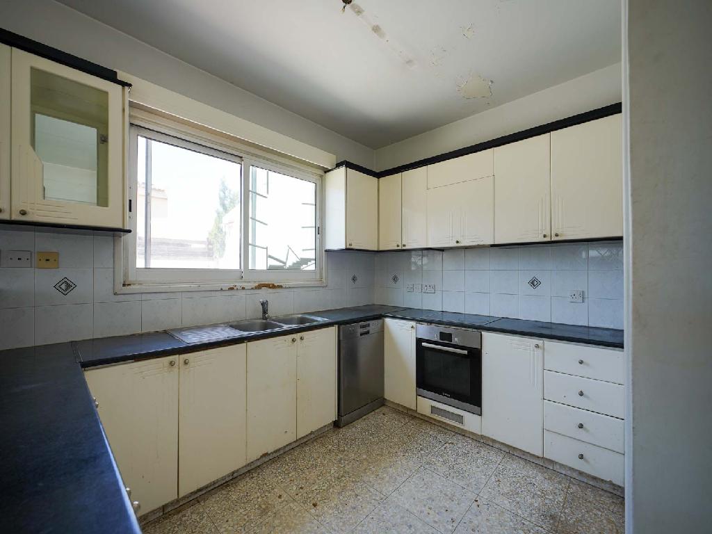Semidetached house-Egkomi-PR42512