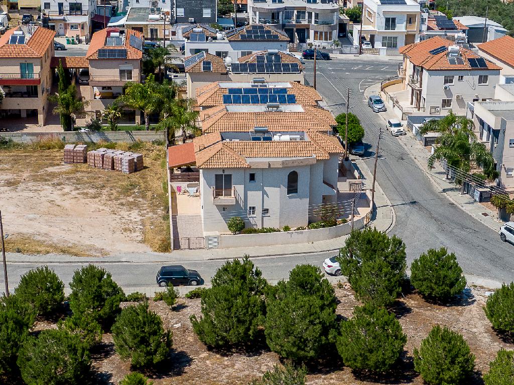 Detached house-Ypsonas-PR45392