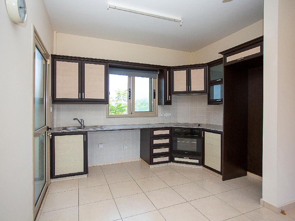 Flat-Kissonerga-PR46472