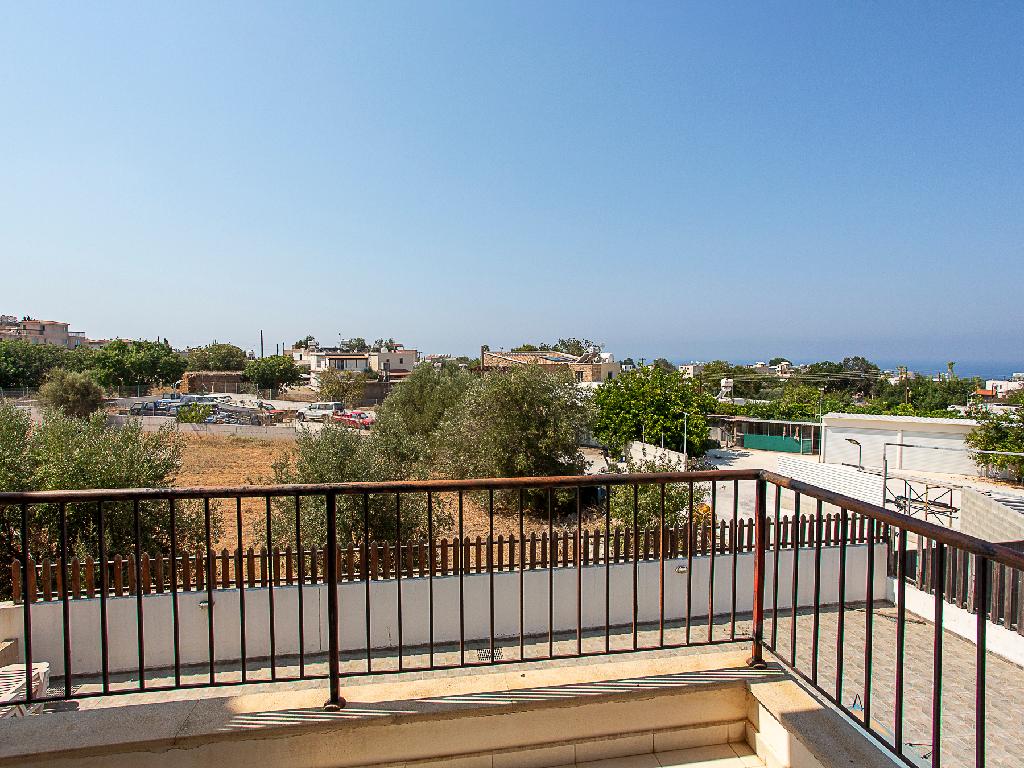 Flat-Kissonerga-PR46472