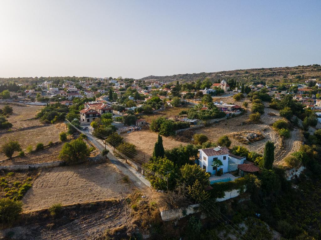 Detached house-Pachna-PR35284