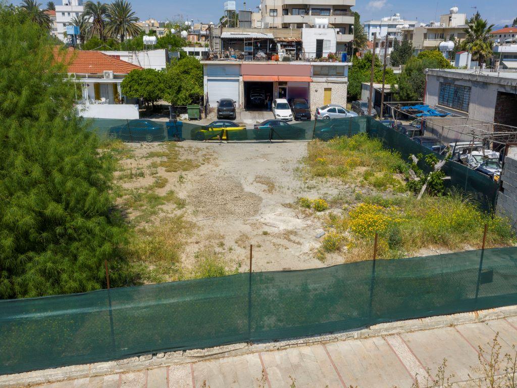 Plot-Nicosia Municipality-PR13201