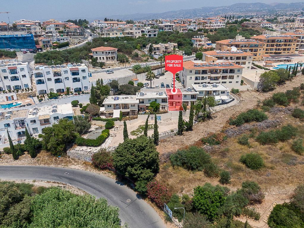 &Mu;&epsilon;&zeta;&omicron;&nu;έ&tau;&alpha; - Thalassa View Gardens  - &Chi;&lambda;ώ&rho;&alpha;&kappa;&alpha;, &Pi;ά&phi;&omicron;&sigmaf;