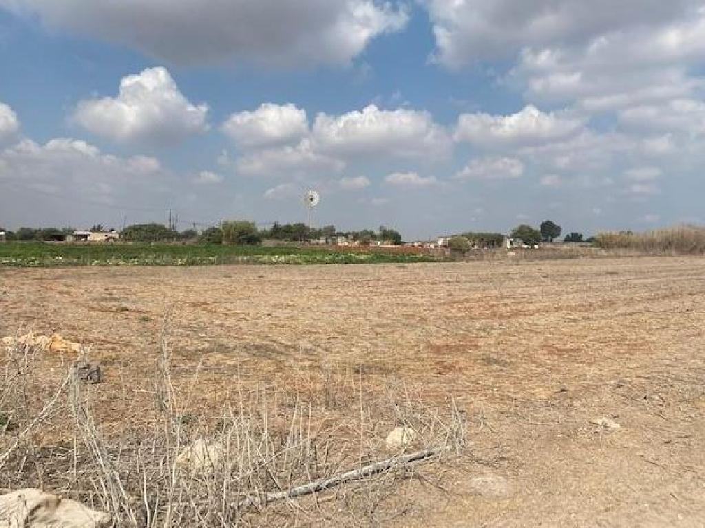 Field (Share) – Derynia Municipality, Famagusta