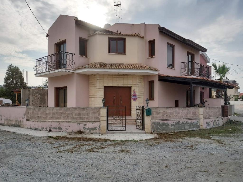Two Houses - Pera Chorio, Nicosia