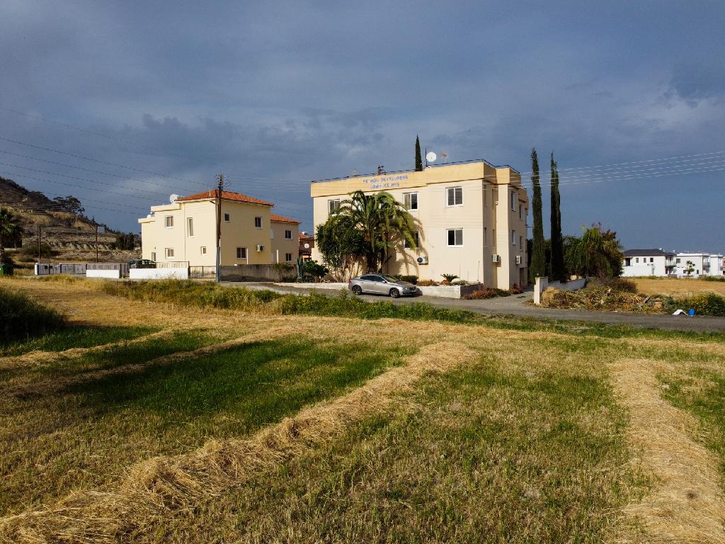 Field - Voroklini, Larnaca