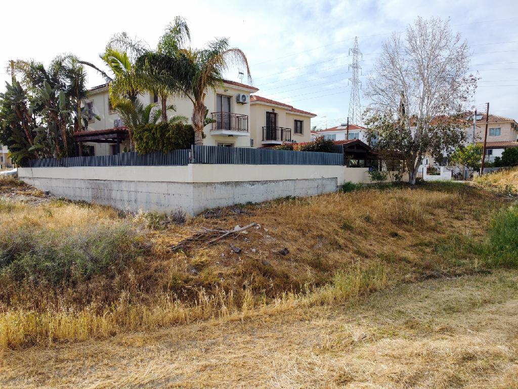 Field - Voroklini, Larnaca