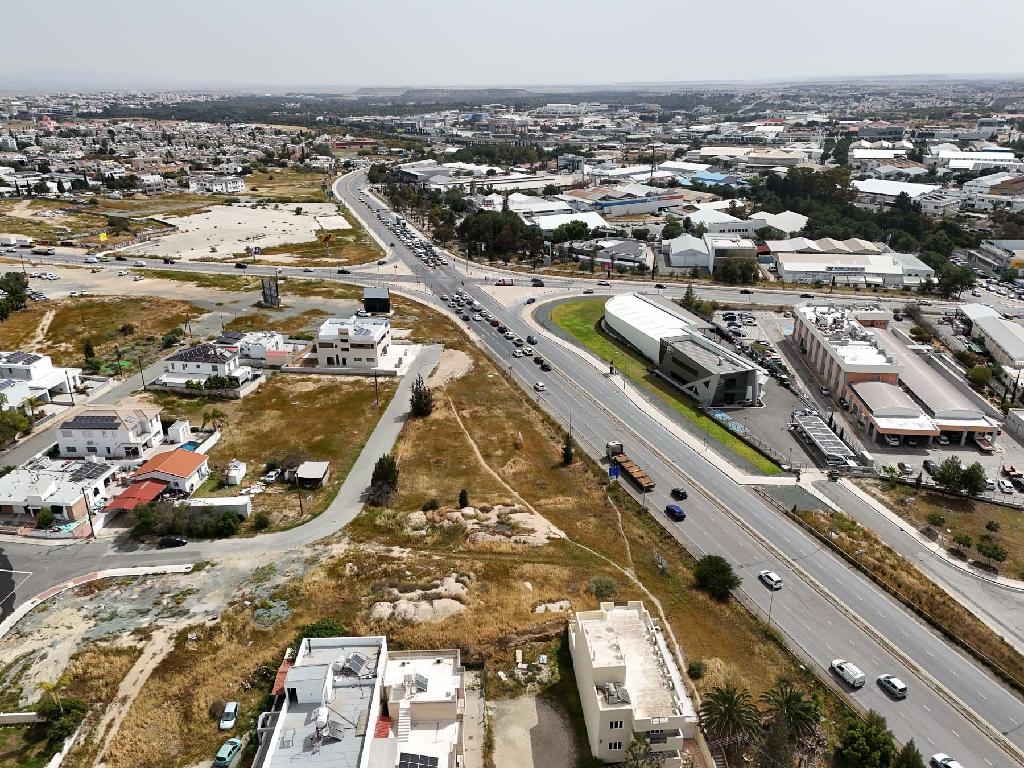 Field-Strovolos-PR42660