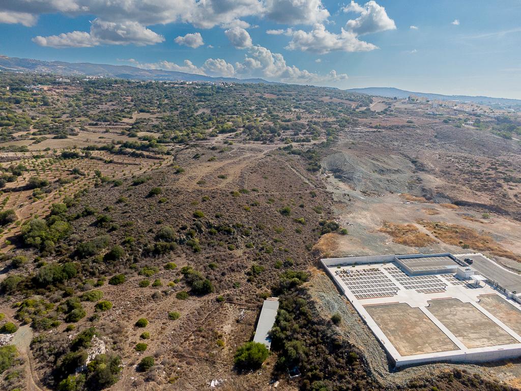 Χωράφι (μερίδιο)-Τρεμιθούσα, Πάφος