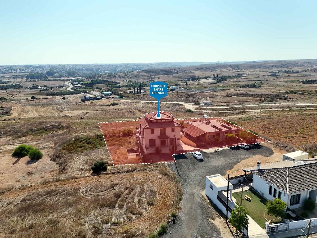 House (share) - Paleometocho, Nicosia