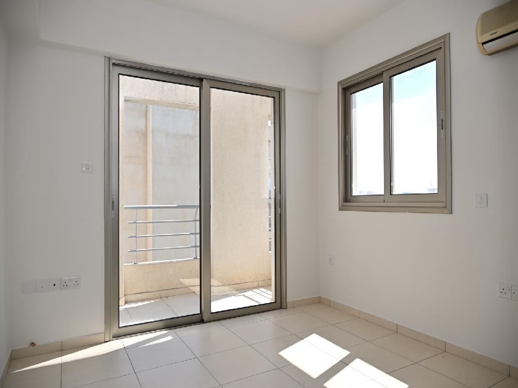 Flat-Larnaca Municipality-PR44555