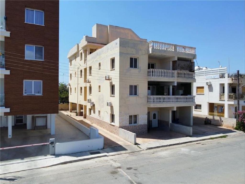 Flat-Deryneia-PR34379