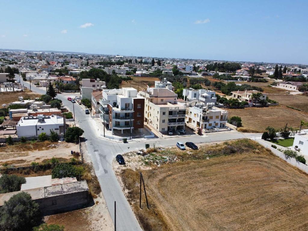 Flat-Deryneia-PR34379