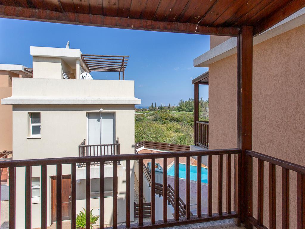 &Mu;&epsilon;&zeta;&omicron;&nu;έ&tau;&alpha;-&Alpha;&rho;&gamma;ά&kappa;&alpha;-PR44554