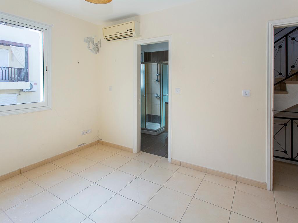 &Mu;&epsilon;&zeta;&omicron;&nu;έ&tau;&alpha;-&Alpha;&rho;&gamma;ά&kappa;&alpha;-PR44554