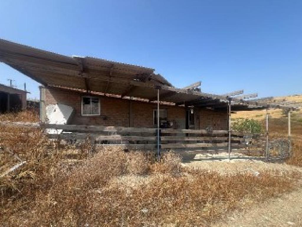 Field-Orounta-PR45066