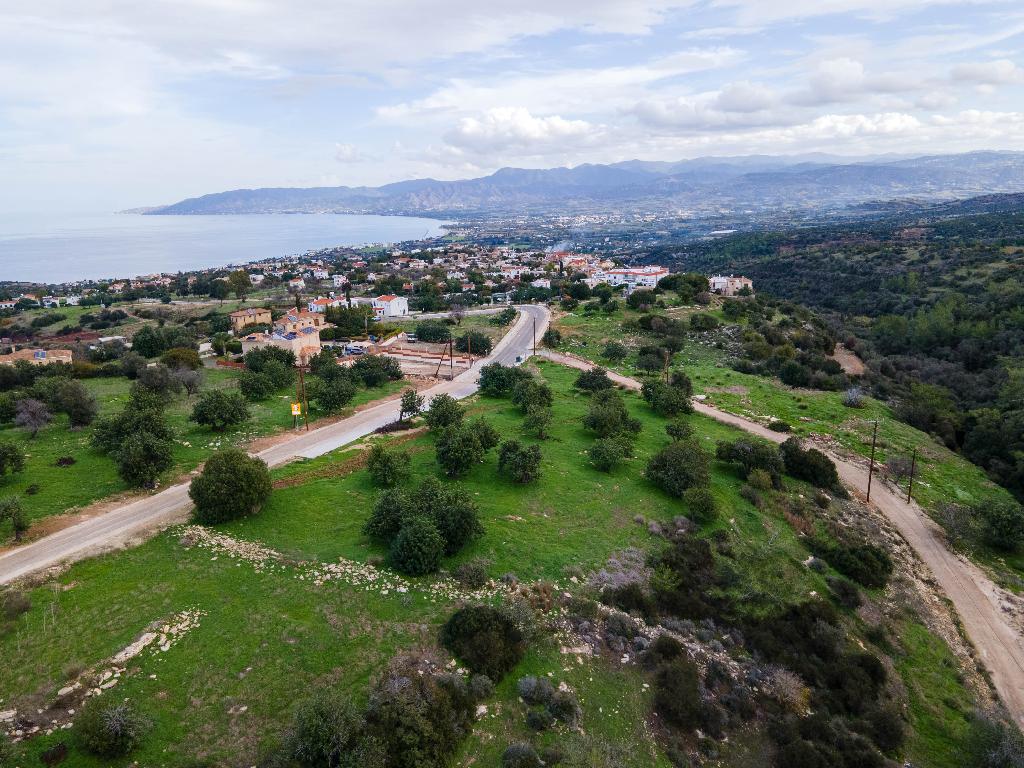 Χωράφι (Μερίδιο) - Νέο Χωριό, Πάφος