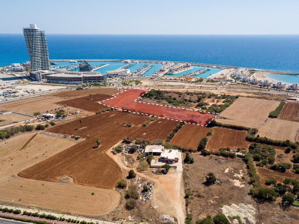 Touristic Field - Agia Napa Marina