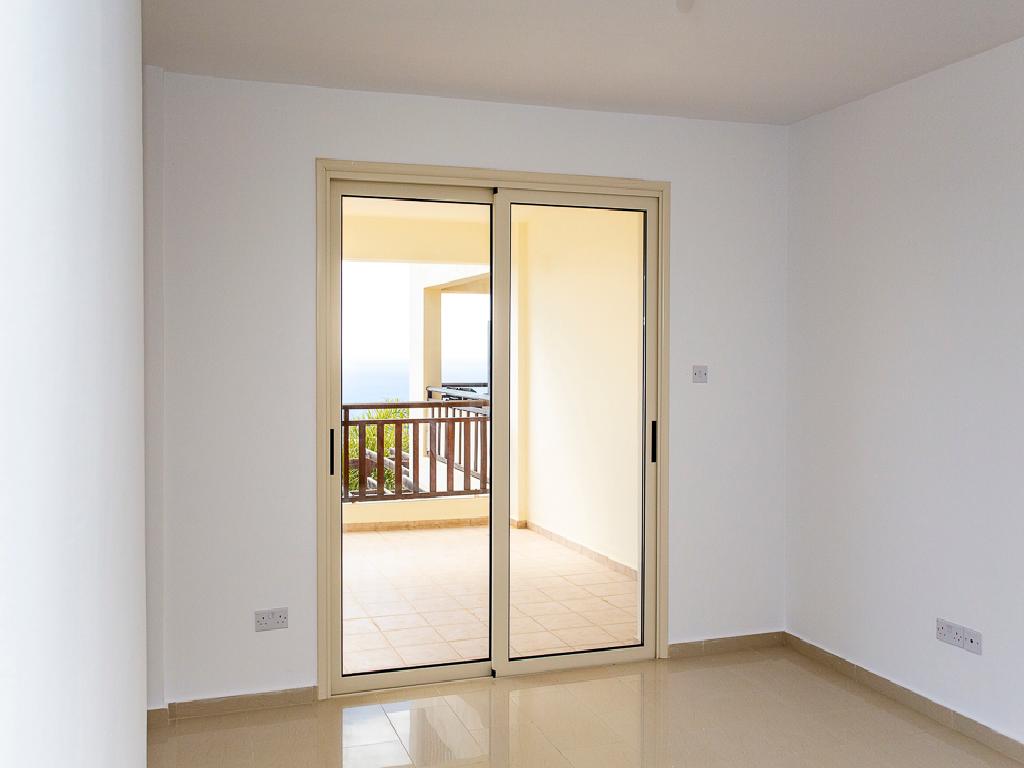 Flat-Pegeia-PR34532