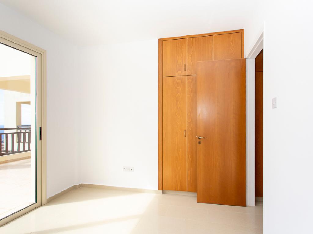 Flat-Pegeia-PR34532