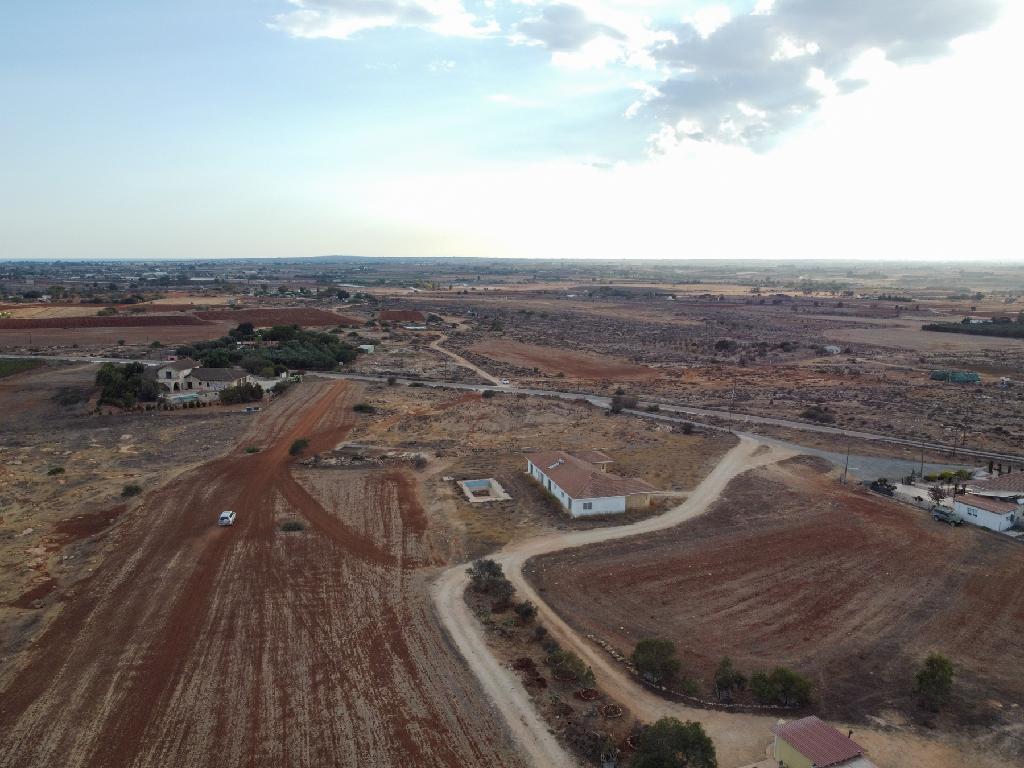 Detached house-Frenaros-PR44043