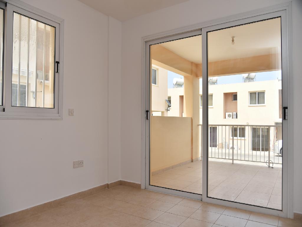 Flat-Deryneia-PR42678