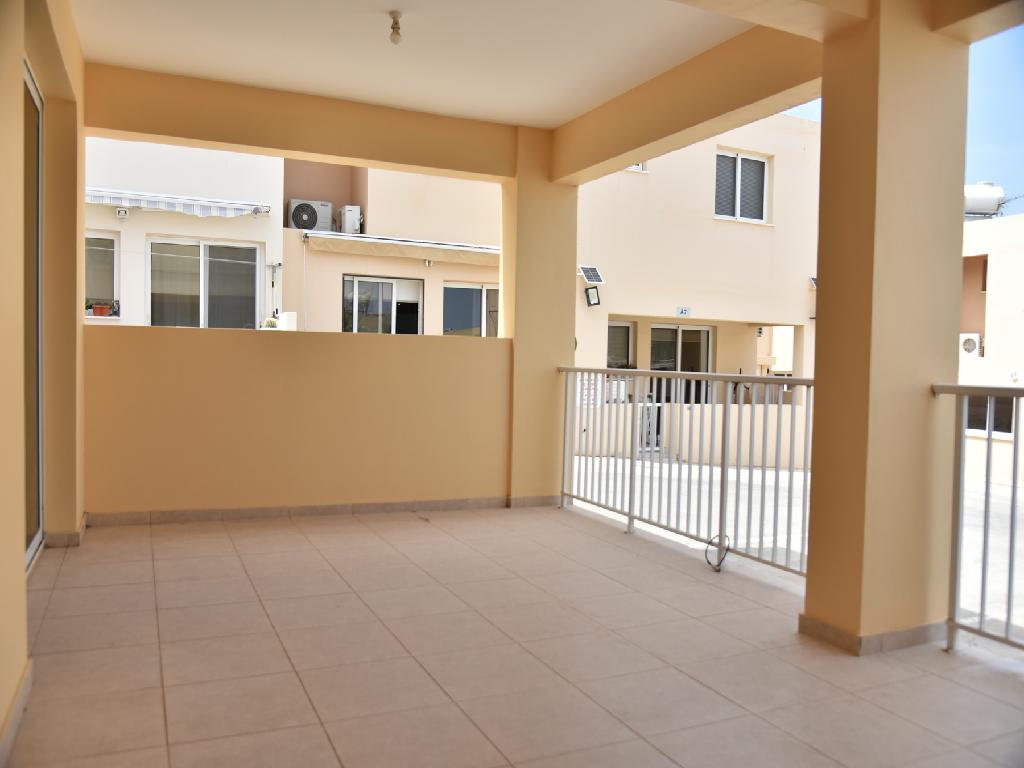 Flat-Deryneia-PR42678