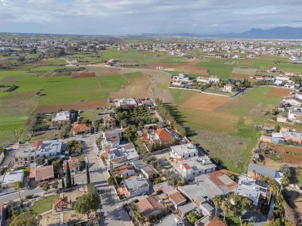 Two houses and an under division plot (Share) &ndash; Agioi Trimithias (Shares), Nicosia