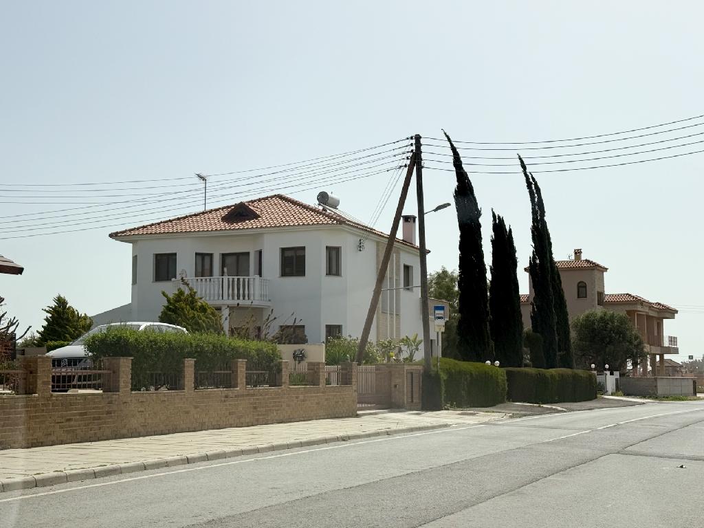 Detached house - Meneou, Dromolaxia-Meneou, Larnaca