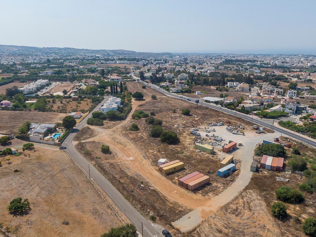 Field (Share) - Empa, Paphos