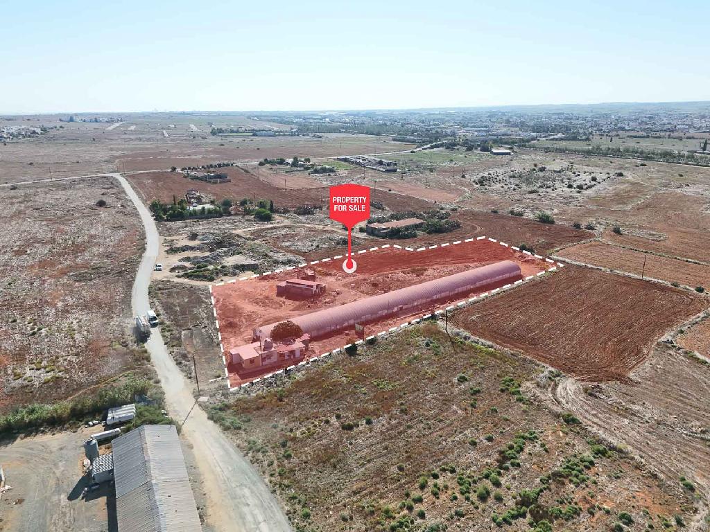 Livestock unit - Kokkinotrimithia, Nicosia