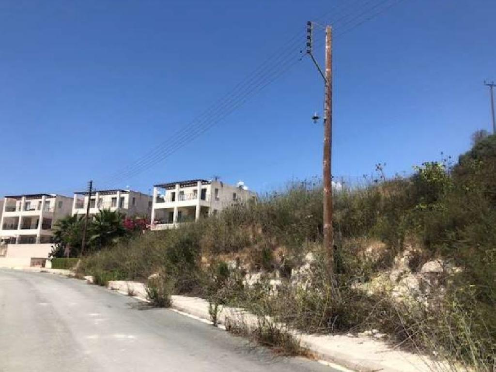 Plot - Stroumpi, Paphos