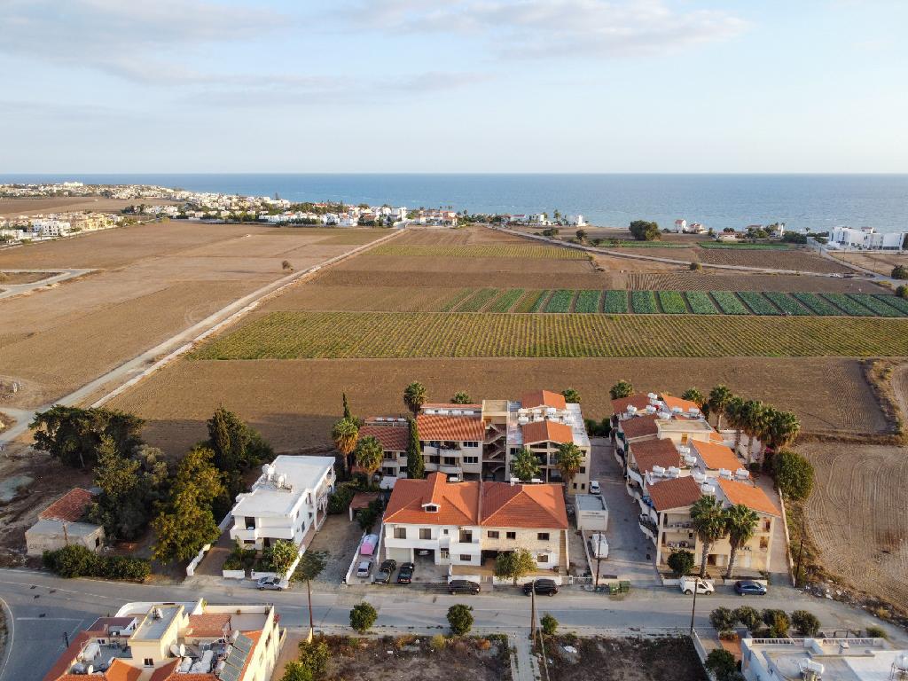 Flat-Perivolia-PR43042