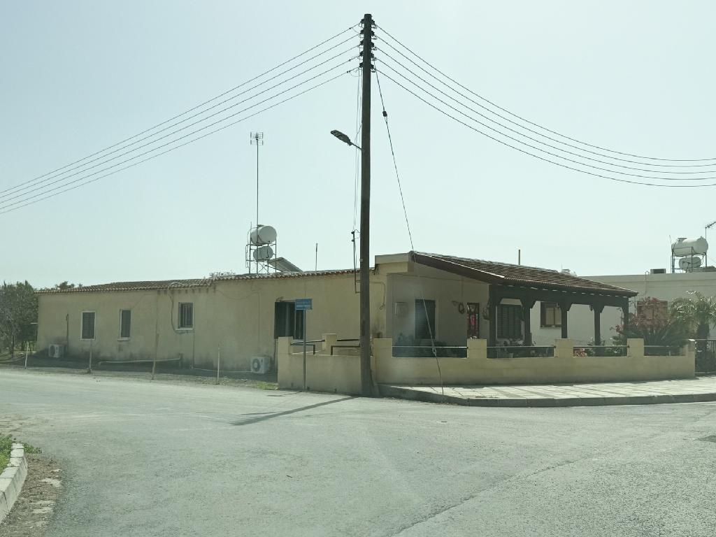 Houses - Meneou, Larnaca