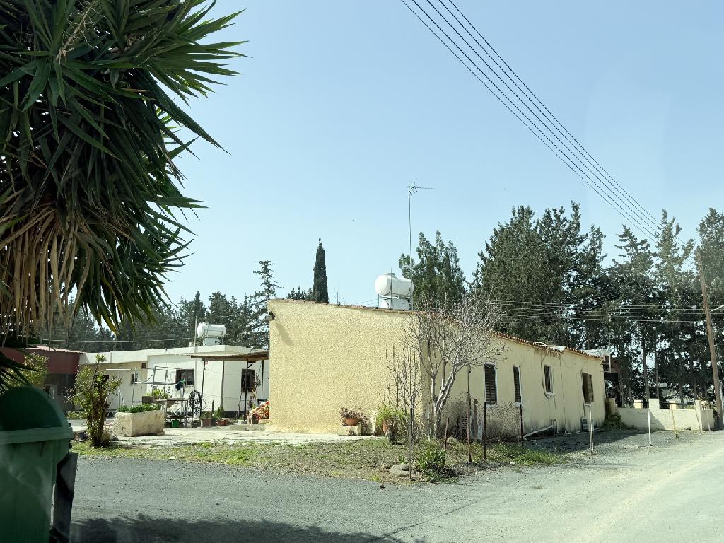 Houses - Meneou, Larnaca