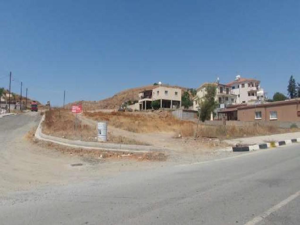 Plot under division - Troulloi, Larnaca