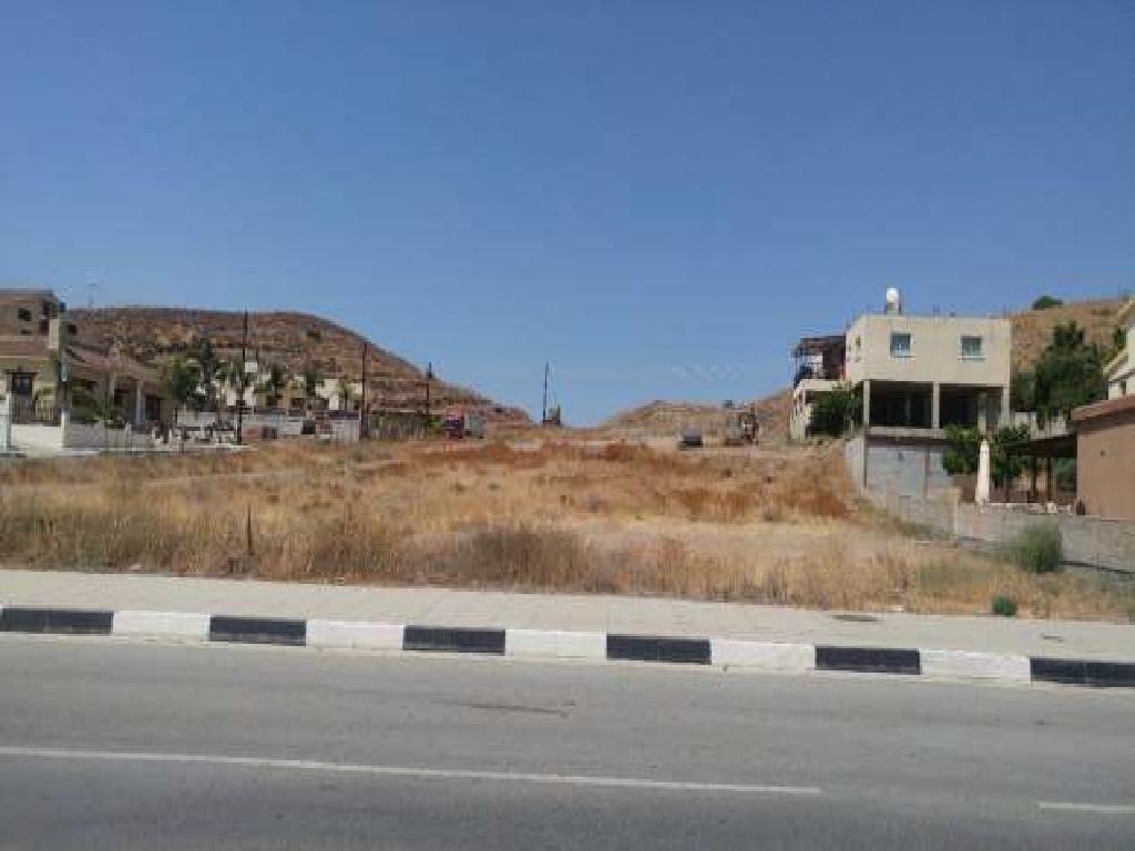 Plot under division - Troulloi, Larnaca