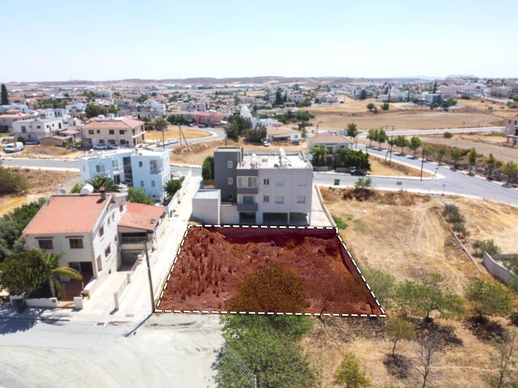 Plot - Dali, Nicosia