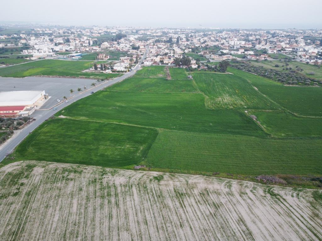 Field (Share) - Aradippou, Larnaca