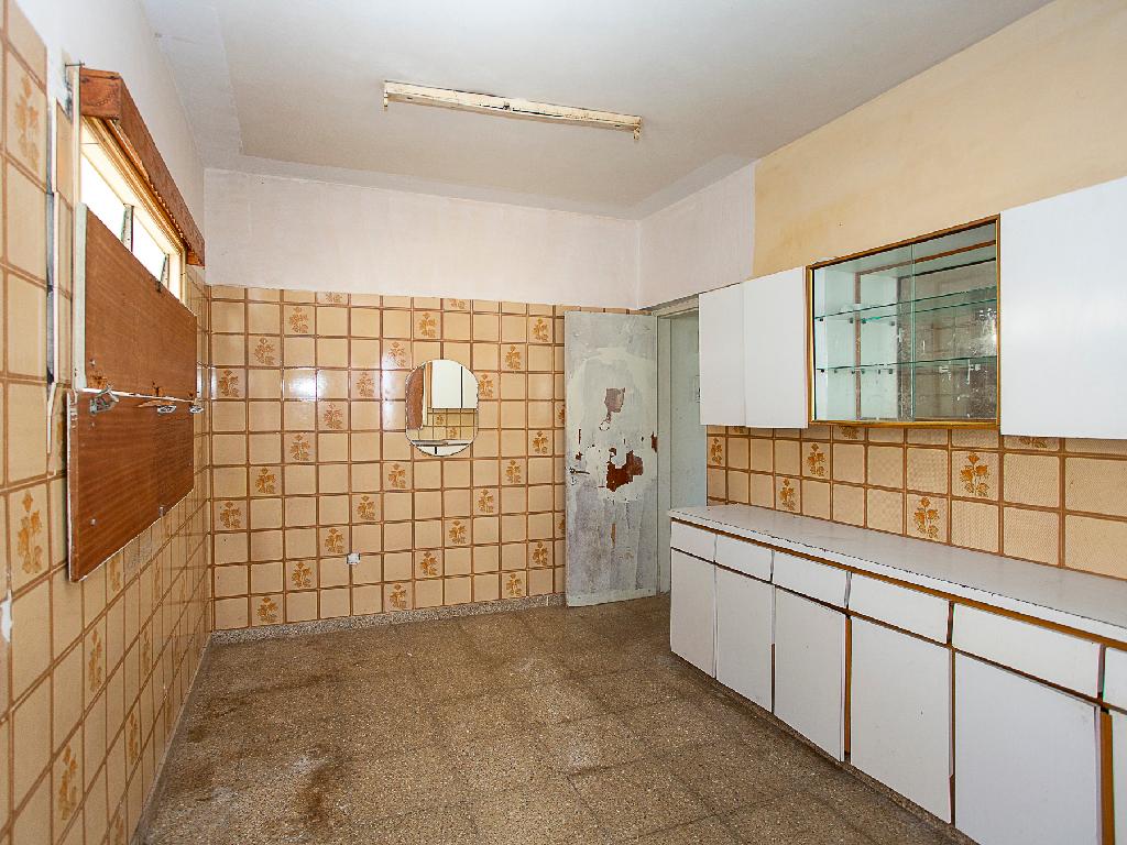 Detached house-Pegeia-PR40552