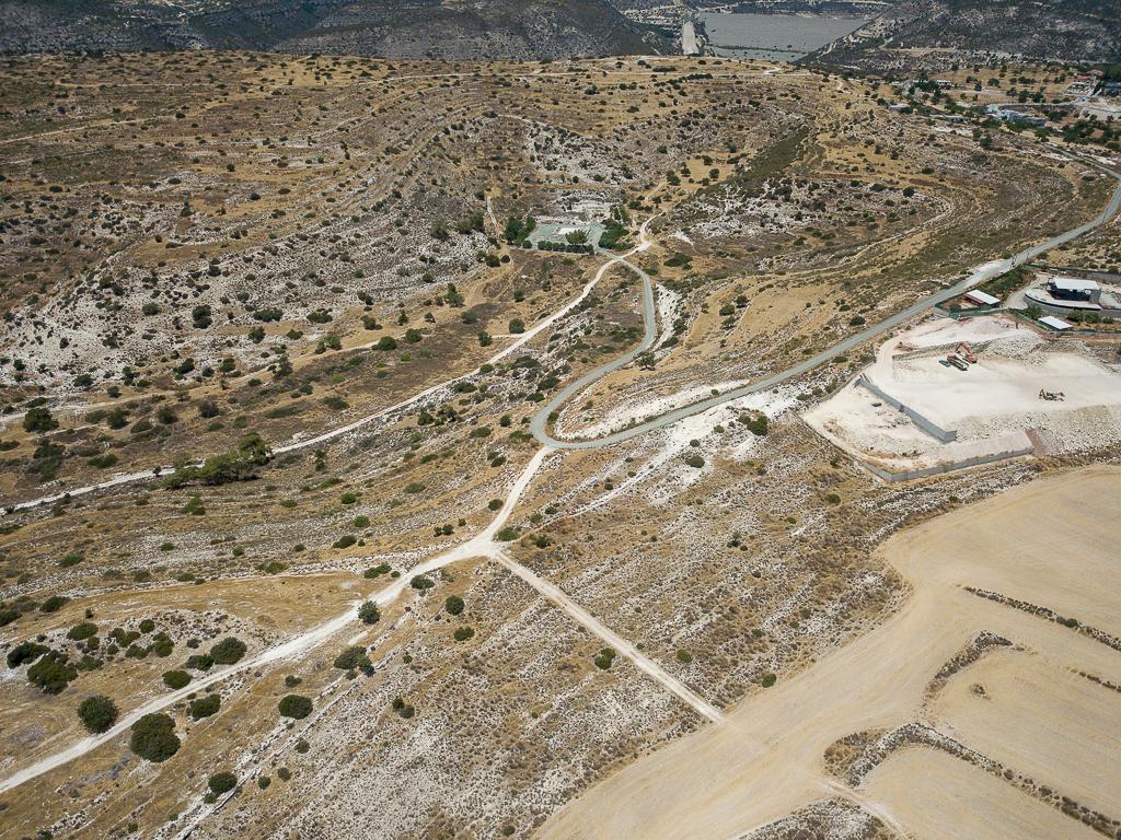 Field-Erimi-PR43345