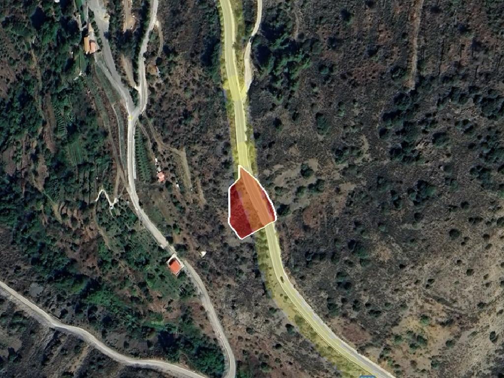 Field-Farmakas-PR41876
