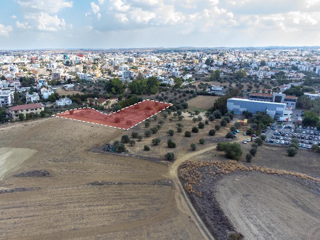 Field - Latsia, Nicosia