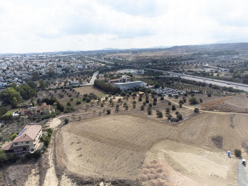 Field - Latsia, Nicosia