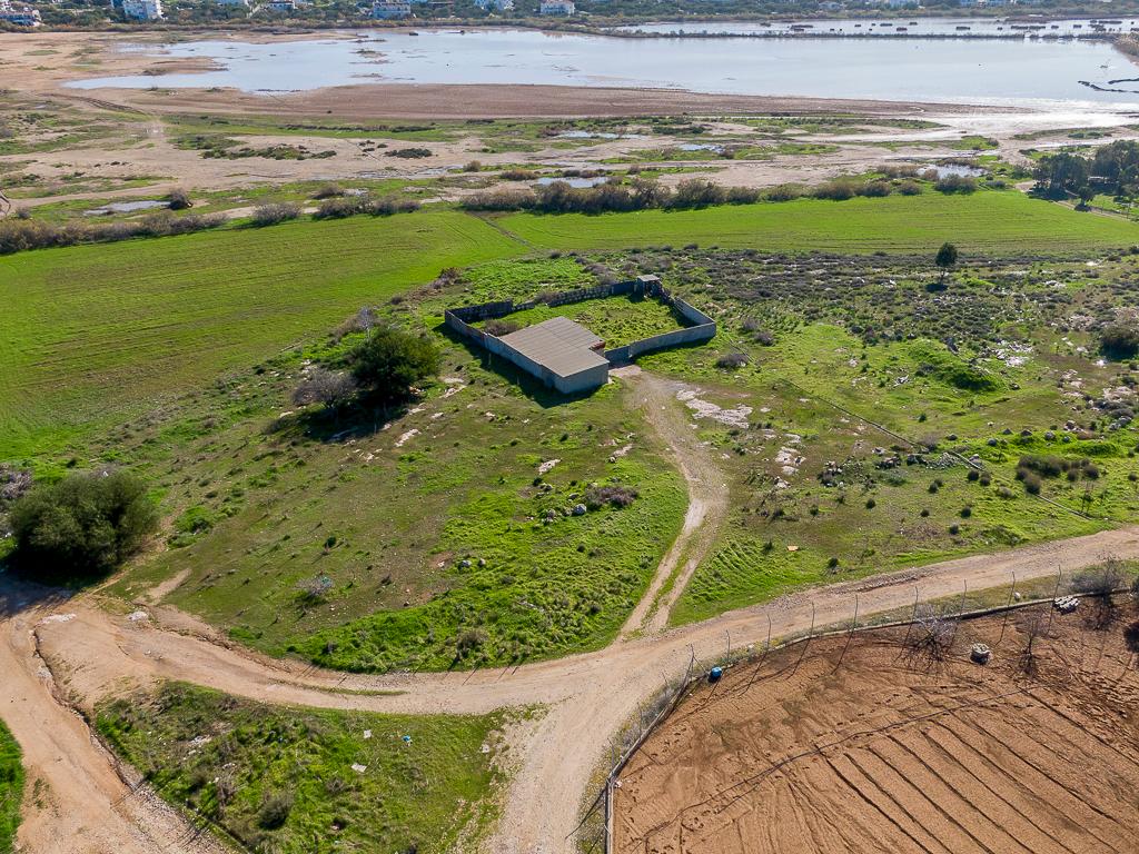 &Chi;&omega;&rho;ά&phi;&iota;-&Delta;&epsilon;&rho;ύ&nu;&epsilon;&iota;&alpha;-PR44485