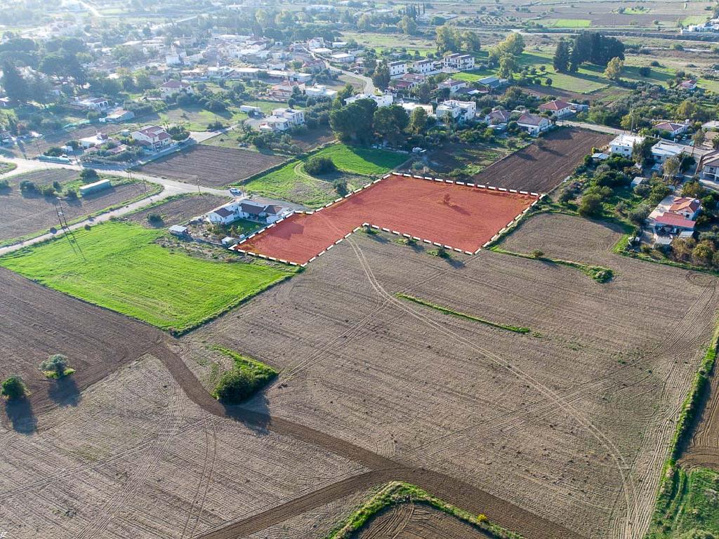 Field-Episkopeio-PR32246