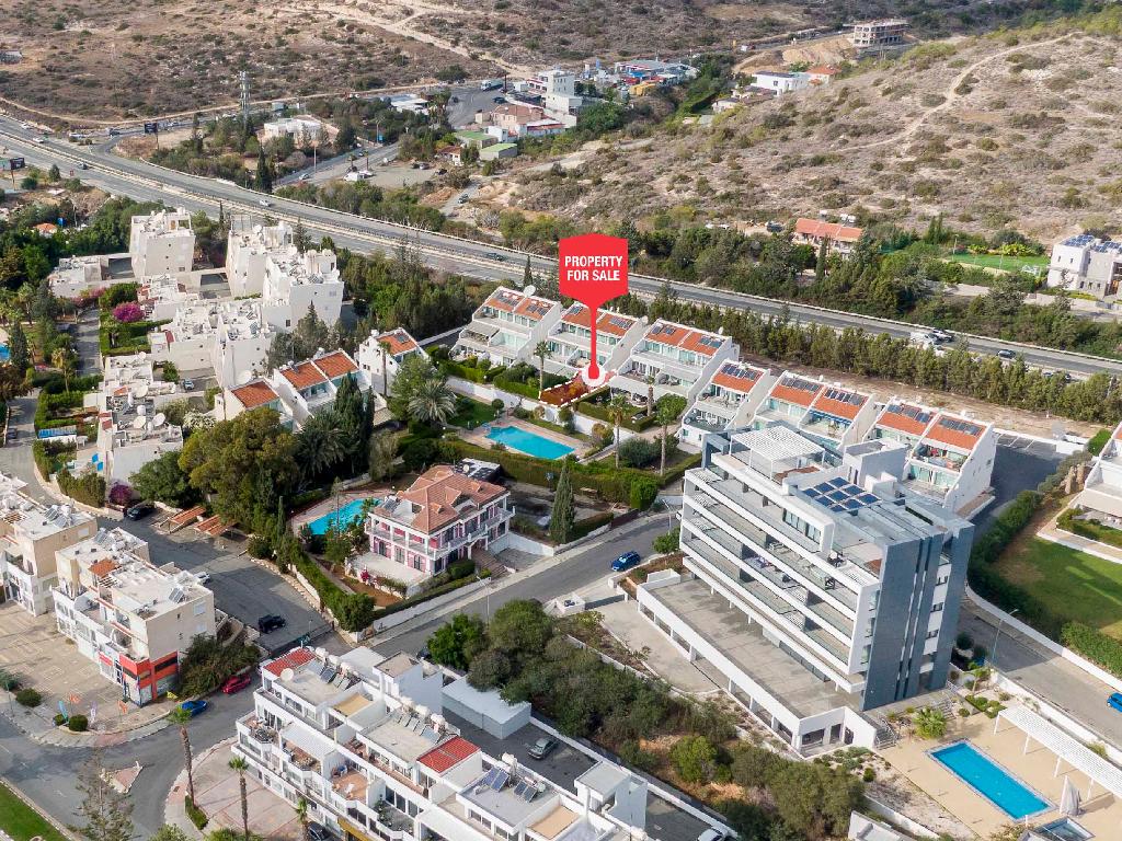 &Delta;&iota;&alpha;&mu;έ&rho;&iota;&sigma;&mu;&alpha; - &Pi;&alpha;&rho;&epsilon;&kappa;&kappa;&lambda;&eta;&sigma;&iota;ά, &Lambda;&epsilon;&mu;&epsilon;&sigma;ό&sigmaf;