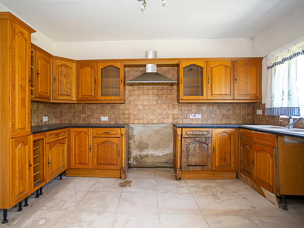 Detached house-Kathikas-PR44570
