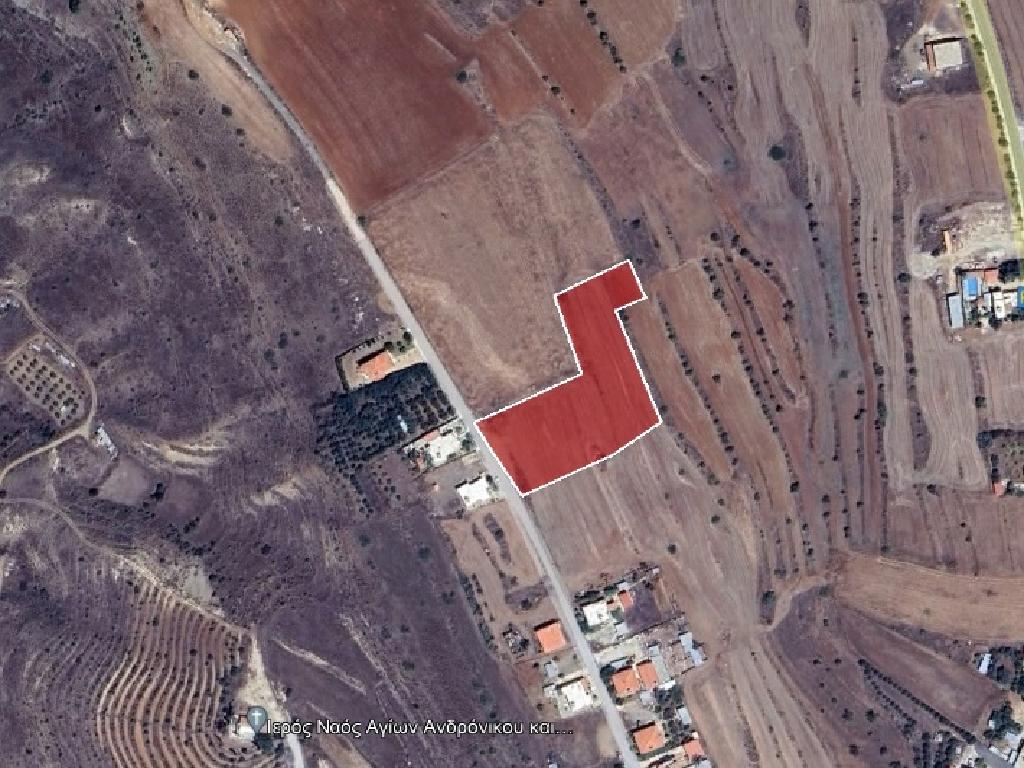 Field-Vyzakia-PR10264