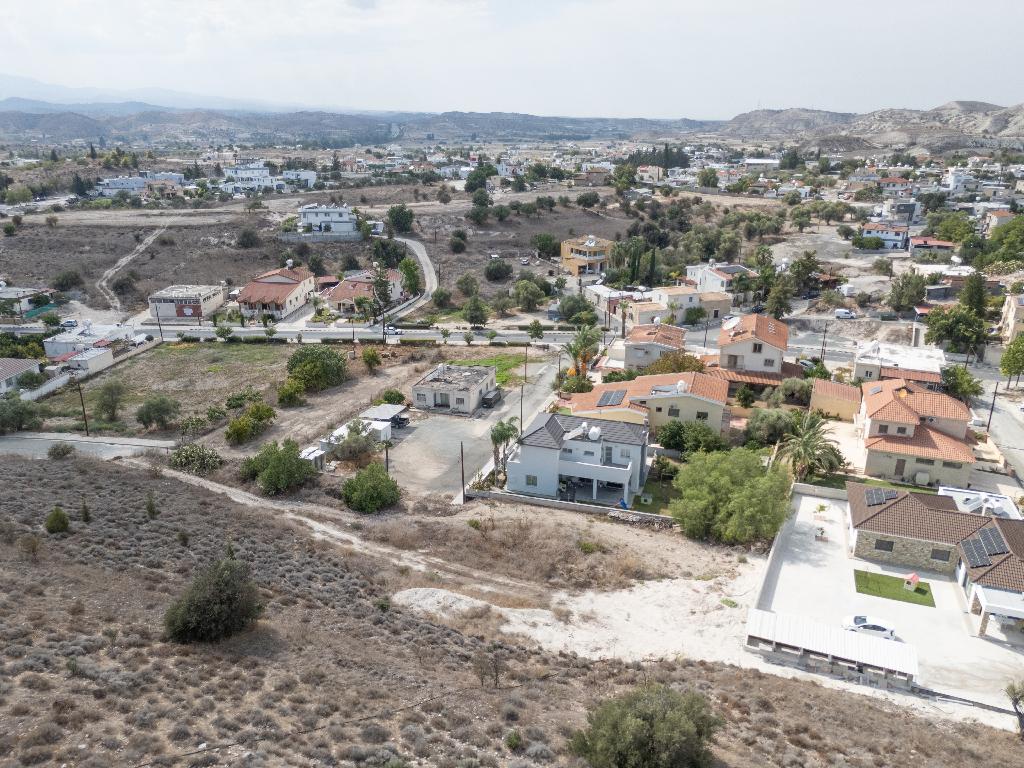 Field - Lympia, Nicosia